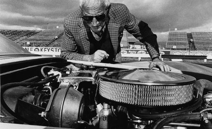 Zora Arkus-Duntov looking over the 1971 Corvette LS6 Engine